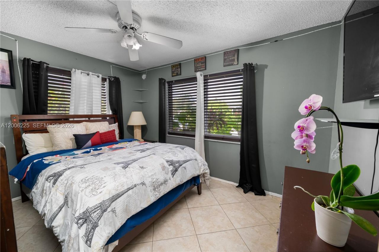4402 NW 44th Ave , Tamarac, FL 33319 Photo