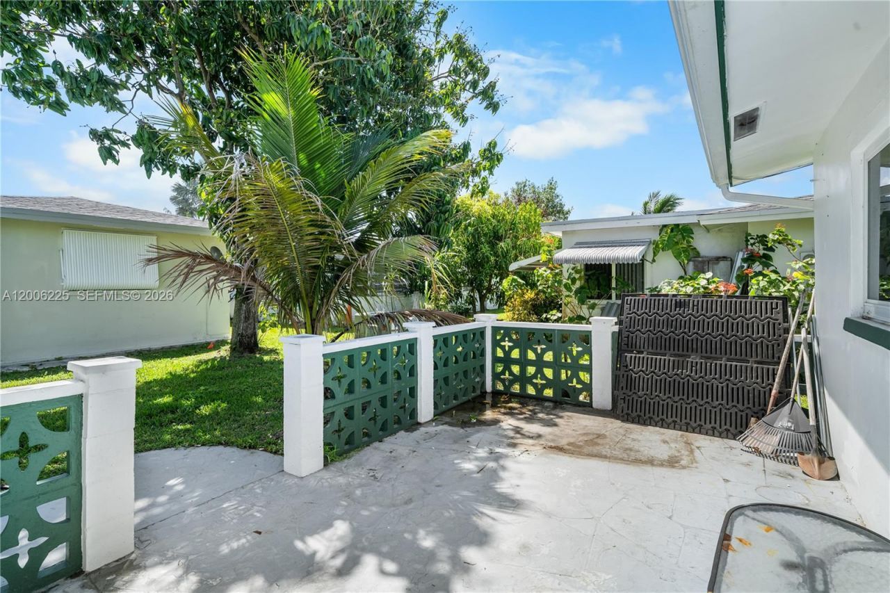 4402 NW 44th Ave , Tamarac, FL 33319 Photo