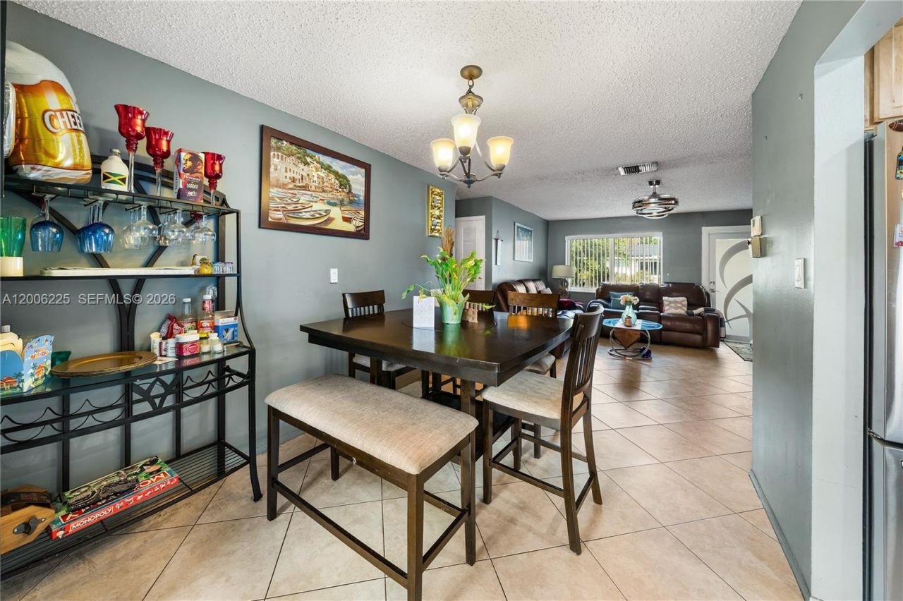 4402 NW 44th Ave , Tamarac, FL 33319 Photo
