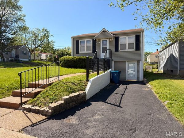 5601 Leverette Avenue, Jennings, MO 63136