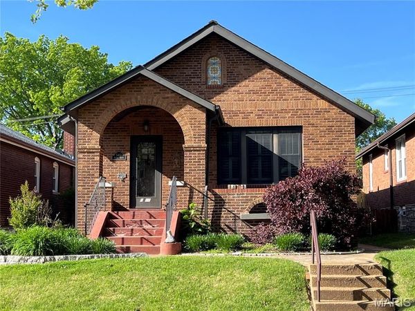 5417 Rhodes Avenue, St Louis, MO 63109