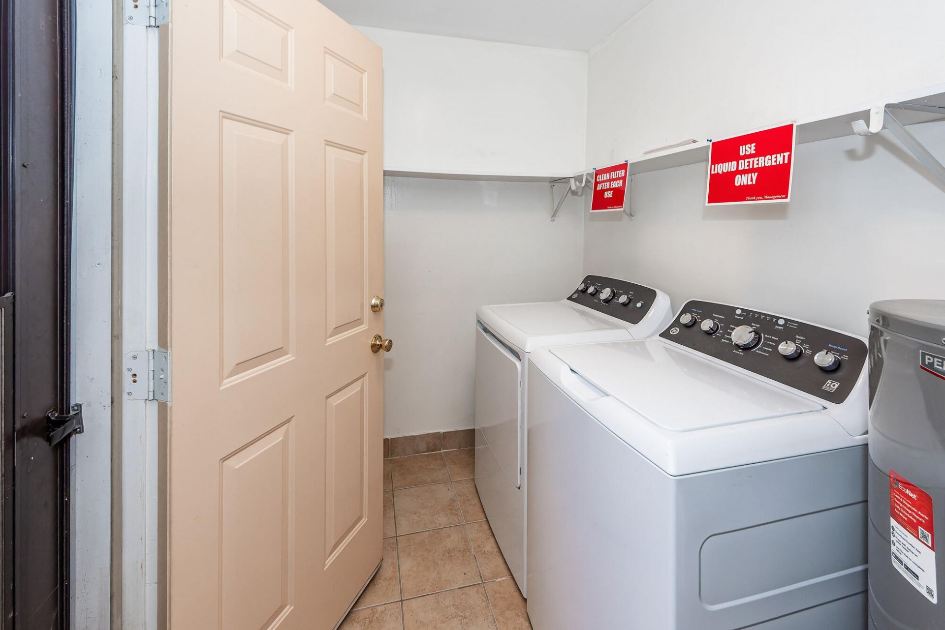 278 Fleming Road Photo 15