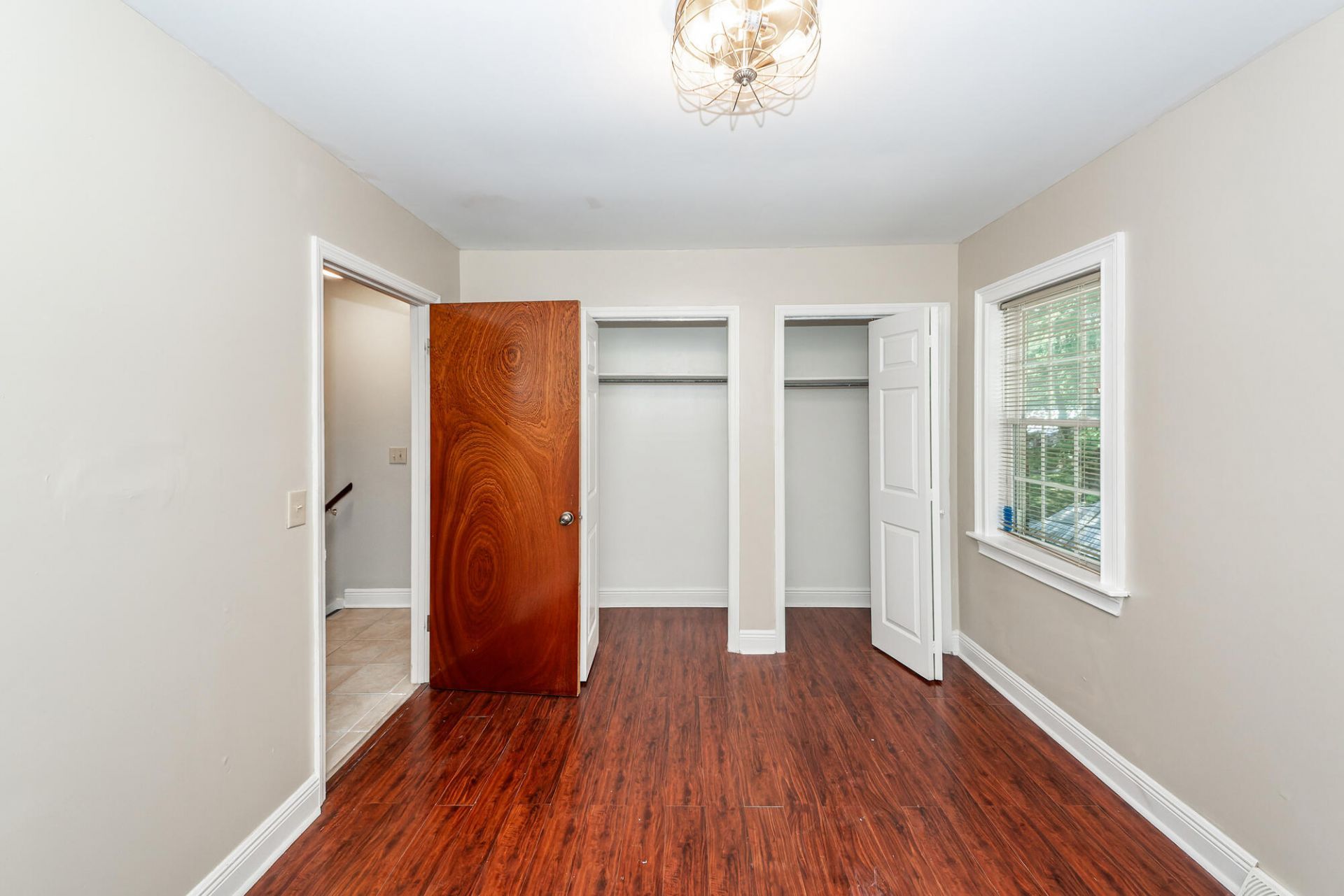 278 Fleming Road Photo 18