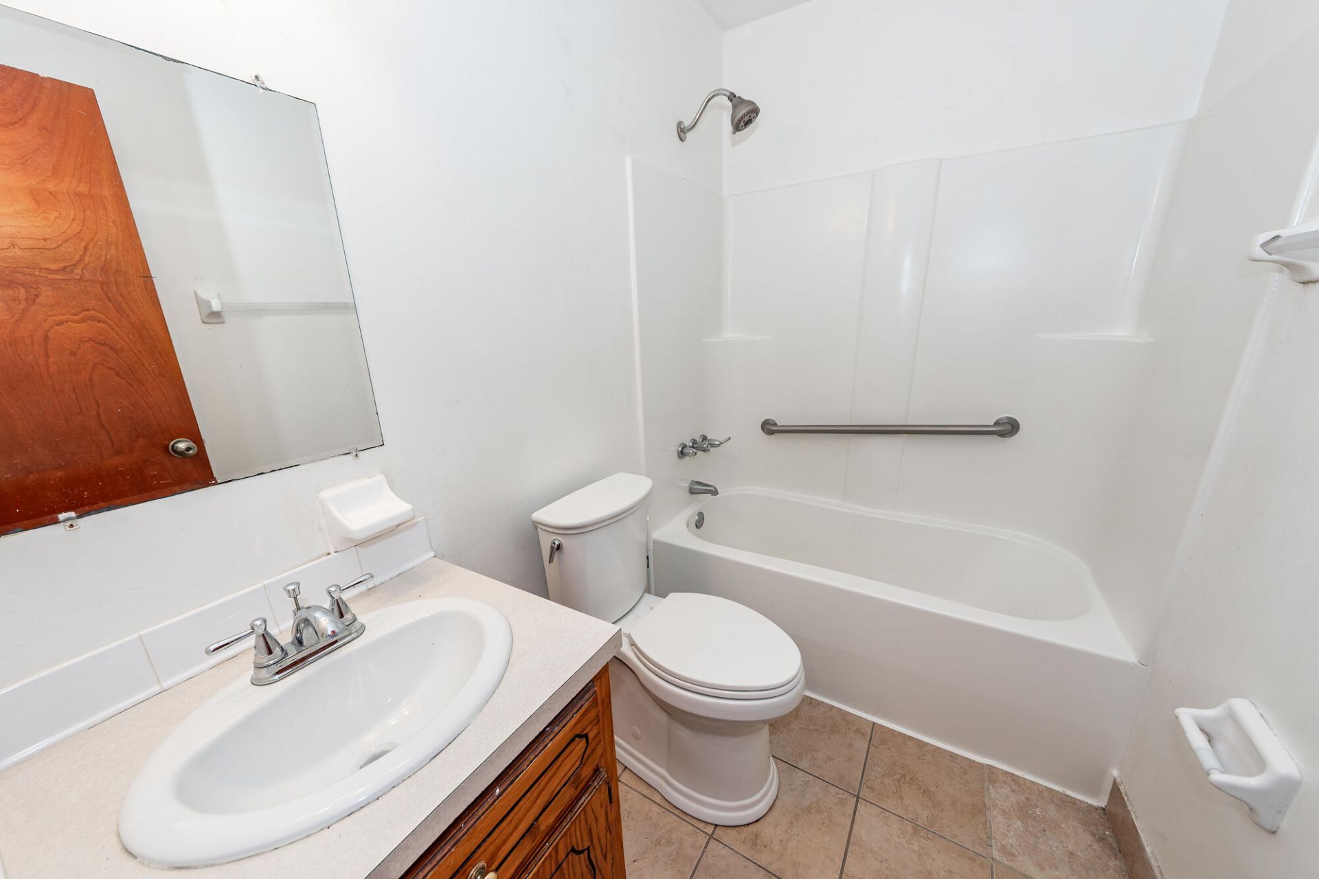 278 Fleming Road Photo 19