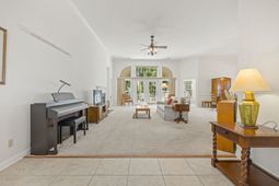 259 Barony Pl. photo 4