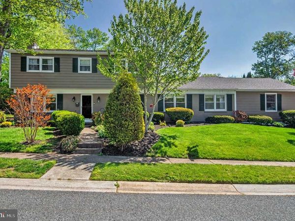 20 VASSAR DRIVE, NEWARK, DE 19711