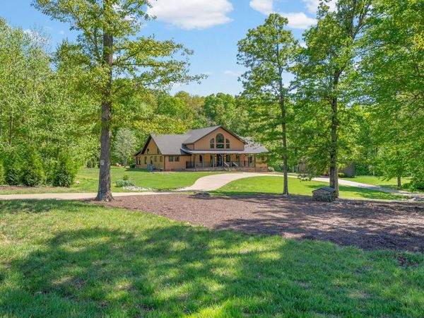 955 Stratton Rd, Elkton, KY 42220