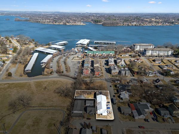 207 22nd St , Old Hickory, TN 37138