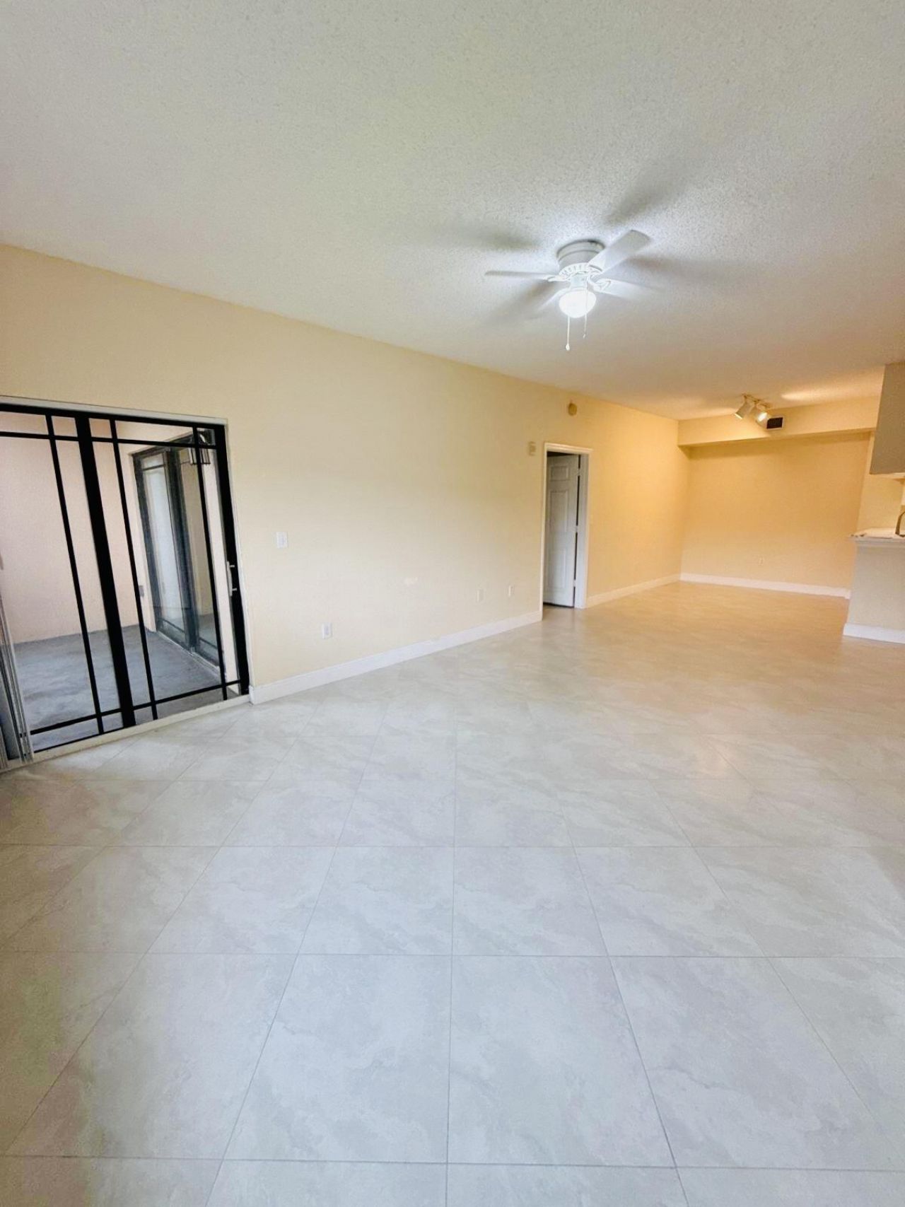 2917 Tuscany Court, Unit 204, Palm Beach Gardens, FL 33410 Photo