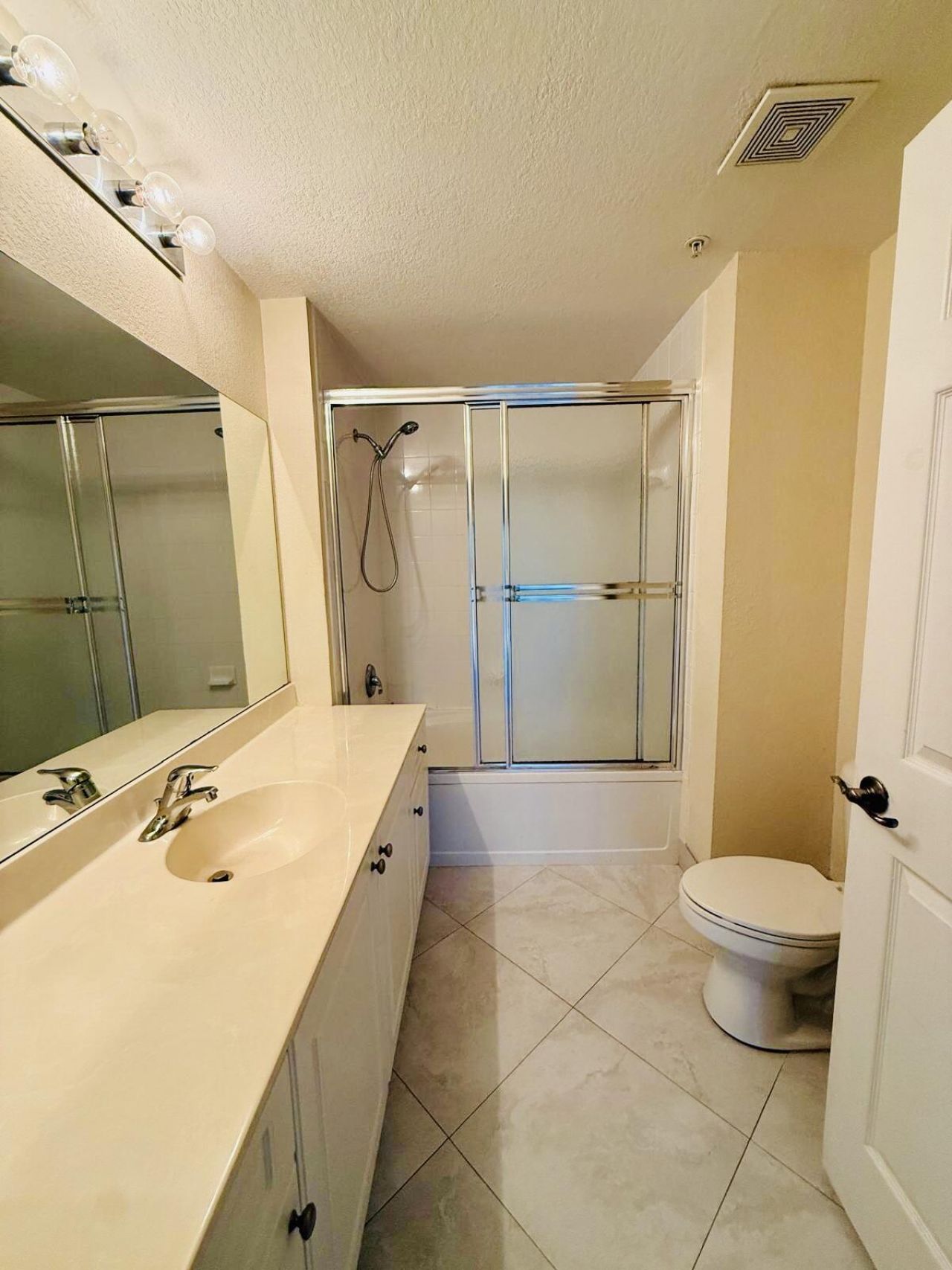 2917 Tuscany Court, Unit 204, Palm Beach Gardens, FL 33410 Photo