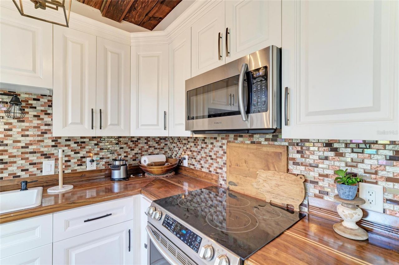 210 N 17th Street W, Unit 14, Bradenton, FL 34205 Photo