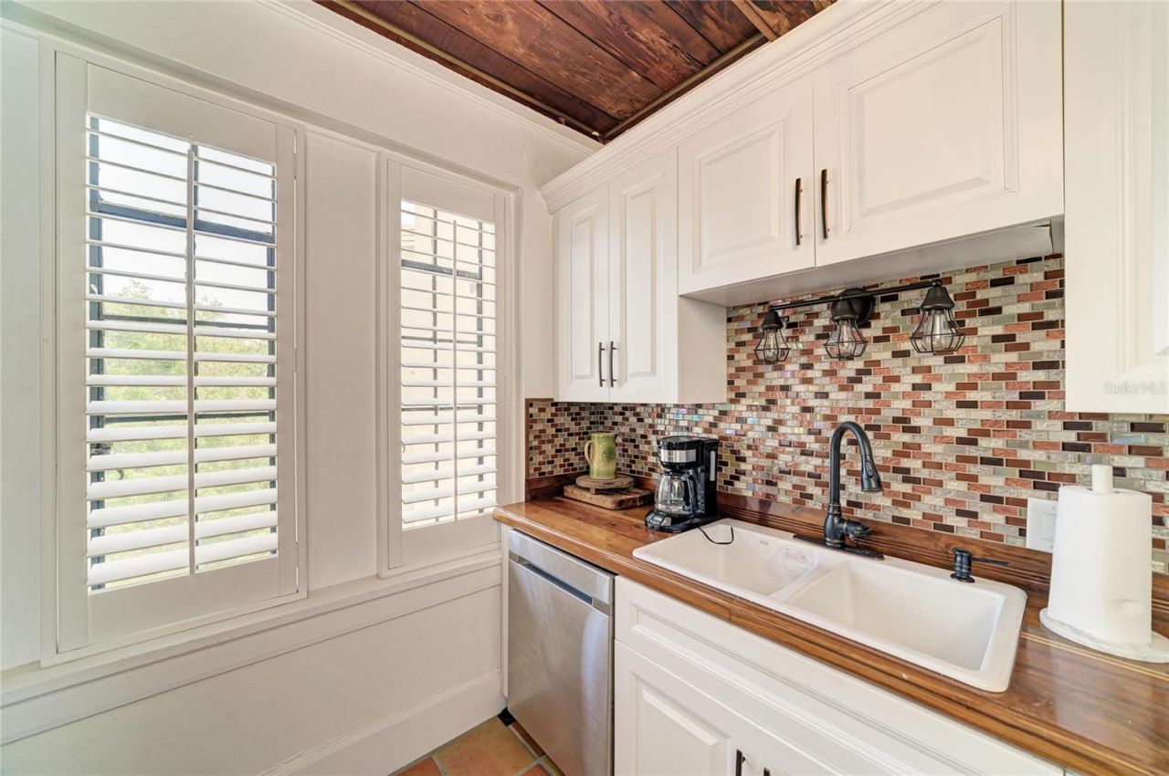 210 N 17th Street W, Unit 14, Bradenton, FL 34205 Photo