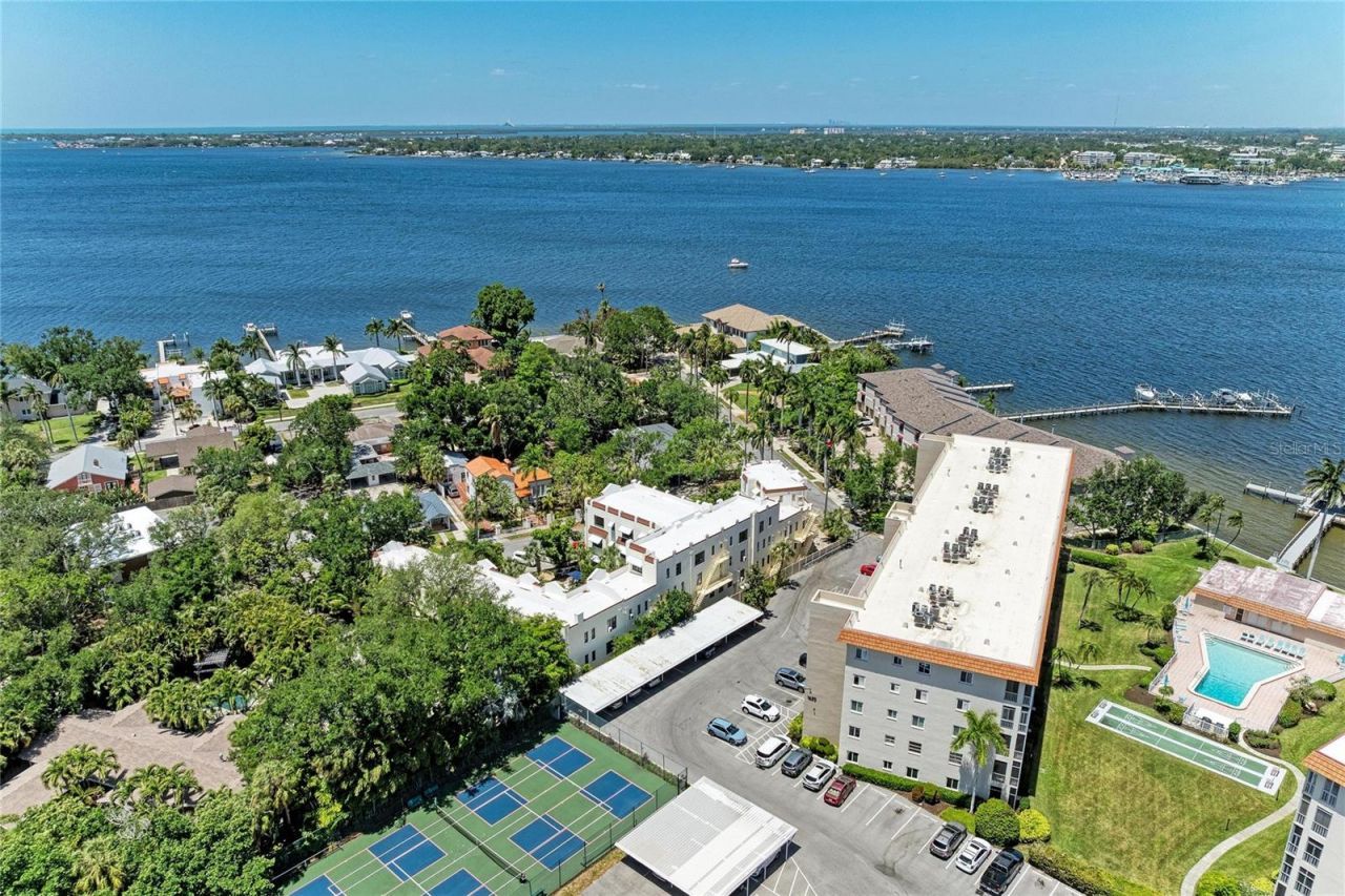 210 N 17th Street W, Unit 14, Bradenton, FL 34205 Photo