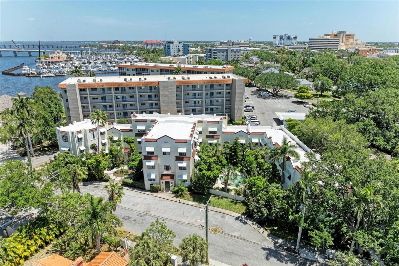 210 N 17th Street W, Unit 14, Bradenton, FL 34205 Photo