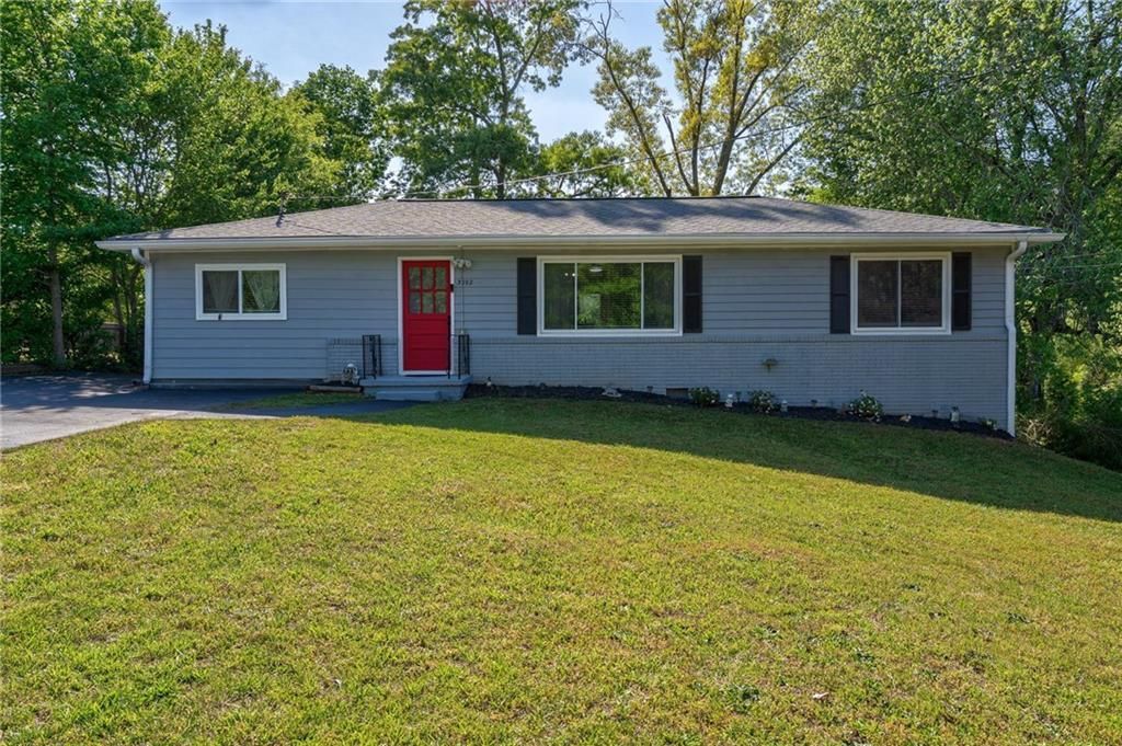 3092 Biggern Avenue Se, Smyrna, GA 30082 Main Photo