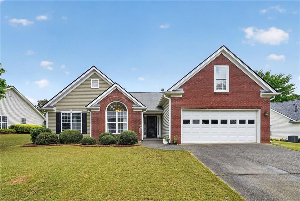 2635 General Lee Way, Buford, GA 30519 Main Photo