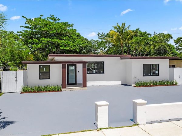235 NW 127th St, North Miami, FL 33168