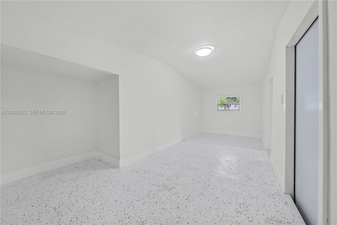 235 NW 127th St, North Miami, FL 33168 Photo