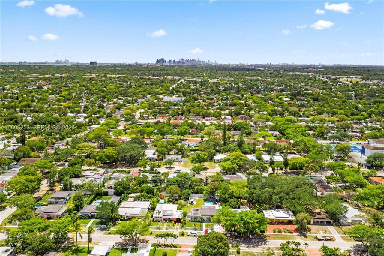 235 NW 127th St, North Miami, FL 33168 Photo