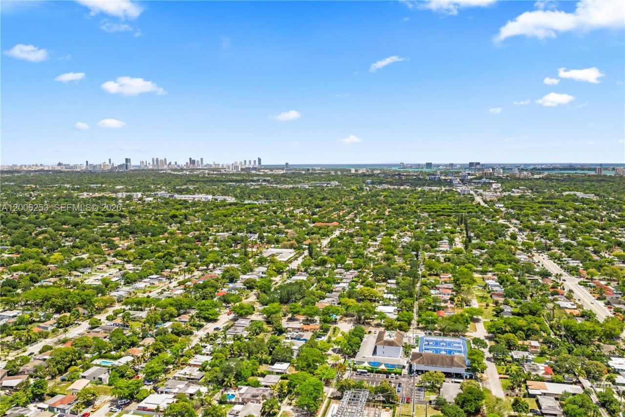 235 NW 127th St, North Miami, FL 33168 Photo