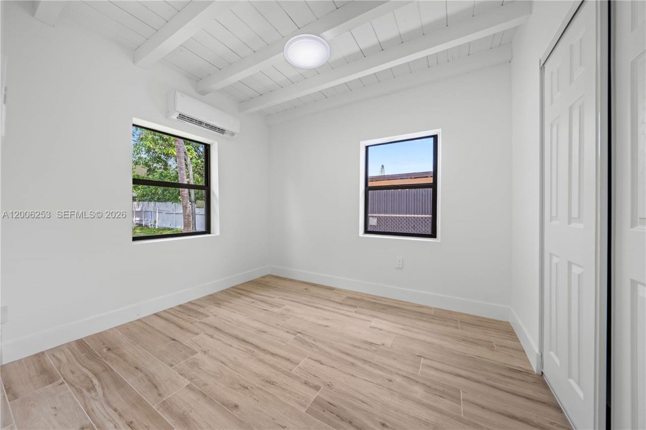 235 NW 127th St, North Miami, FL 33168 Photo