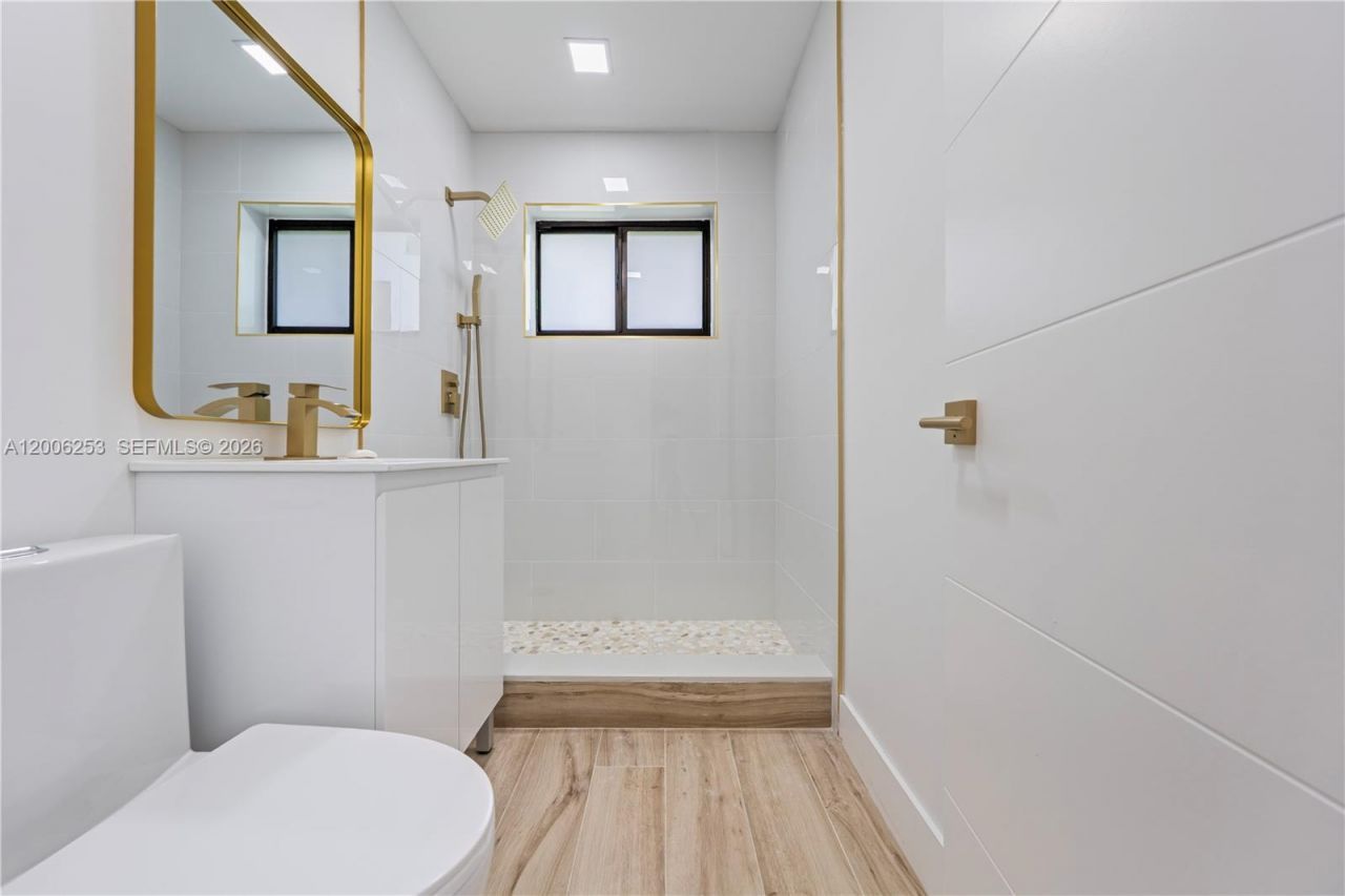 235 NW 127th St, North Miami, FL 33168 Photo