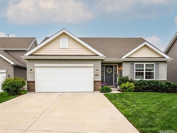 3448 Charlestowne Crossing Drive, St Charles, MO 63301