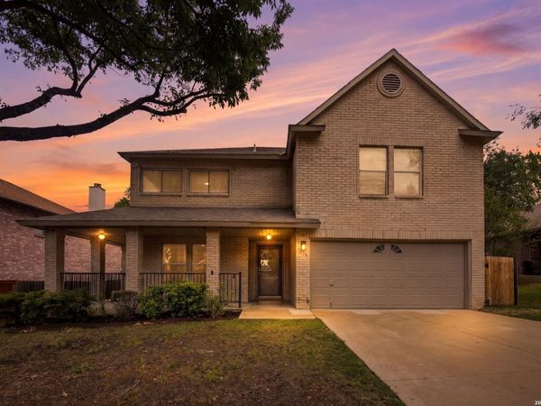 2704 ASHLEY MDW, Schertz, TX 78154