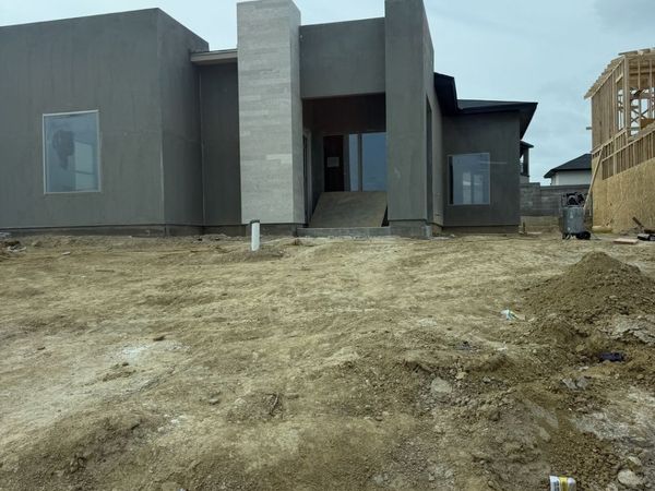 1210 Noyola Loop, Laredo, TX 78046