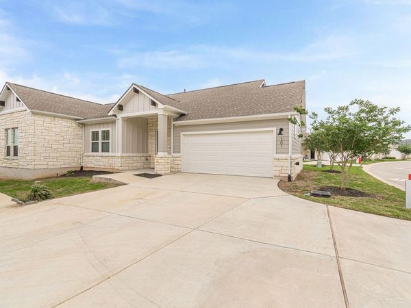 404 Eagle DR, Unit 101, San Marcos, TX 78666