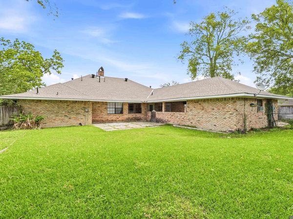 5626 Monmouth Ave, Baton Rouge, LA 70808