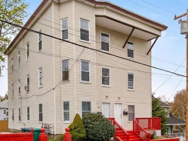 66-68 Clarendon St, Fitchburg, MA 01420