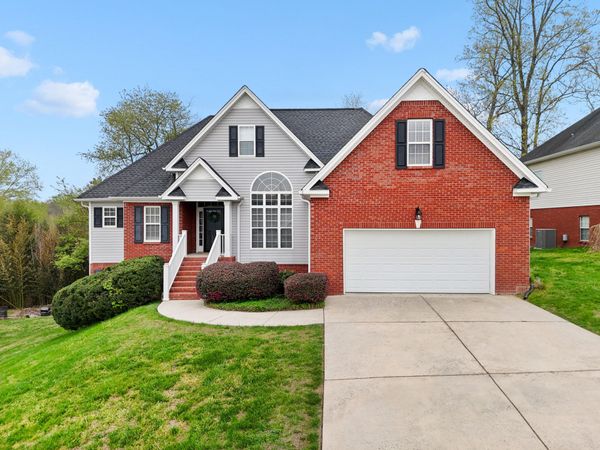 7821 Slatermill Drive, Ooltewah, TN 37363