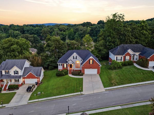 7821 Slatermill Drive, Ooltewah, TN 37363