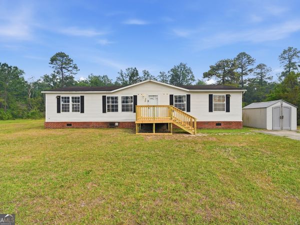135 Tupelo Loop NE, Ludowici, GA 31316