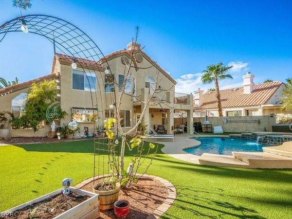 5260 Drifting Dunes Drive , Las Vegas, NV 89149