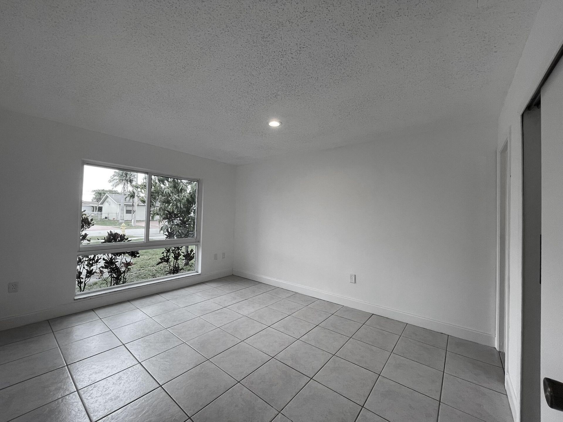 11420 NW 35th Street, Sunrise, FL 33323 Photo