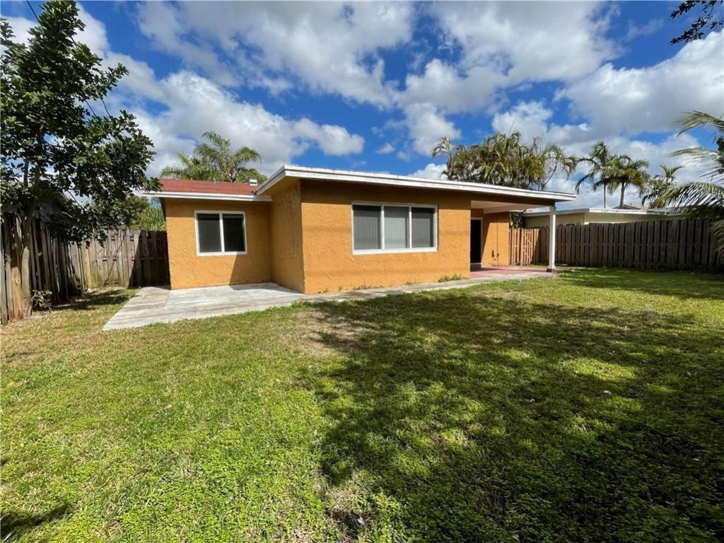 11420 NW 35th Street, Sunrise, FL 33323 Photo