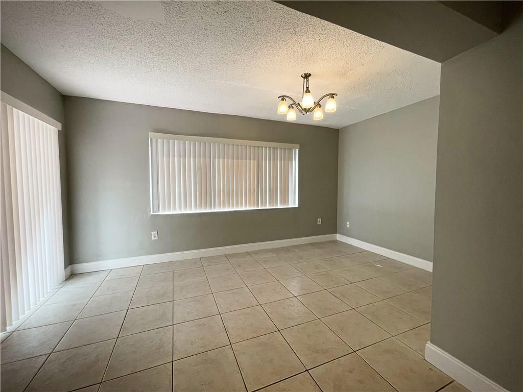 11420 NW 35th Street, Sunrise, FL 33323 Photo