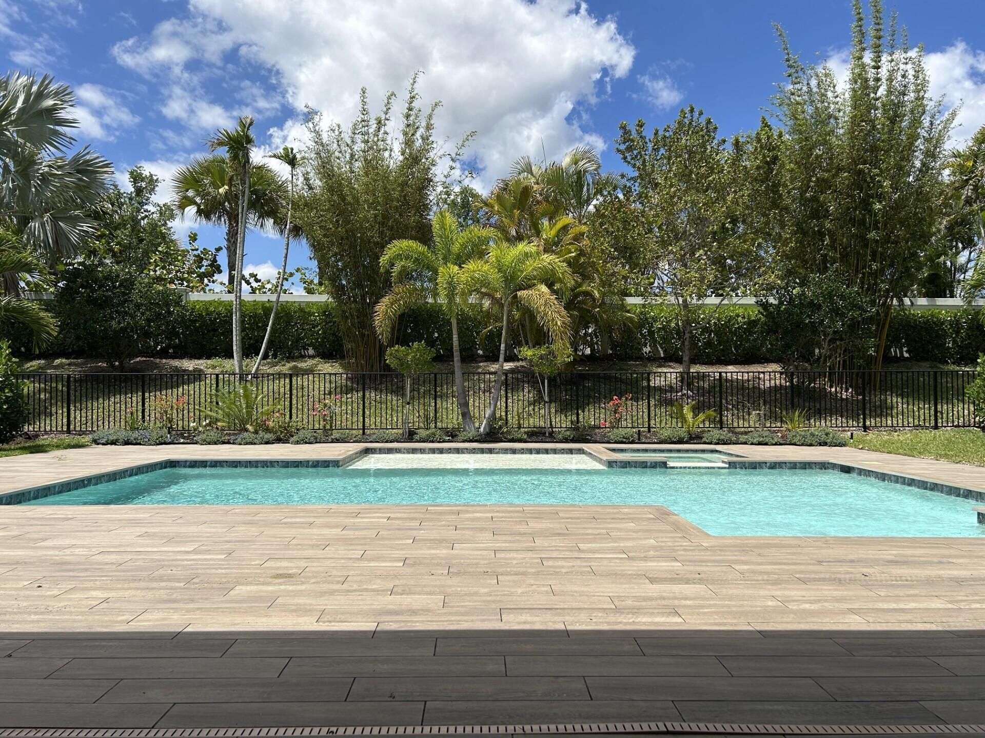 9268 Crestview Circle, Palm Beach Gardens, FL 33412 Photo