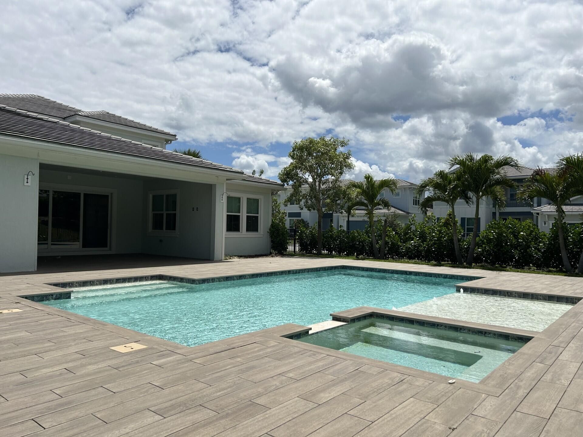 9268 Crestview Circle, Palm Beach Gardens, FL 33412 Photo