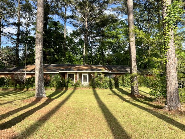 1764 U.S. 49, Florence, MS 39073