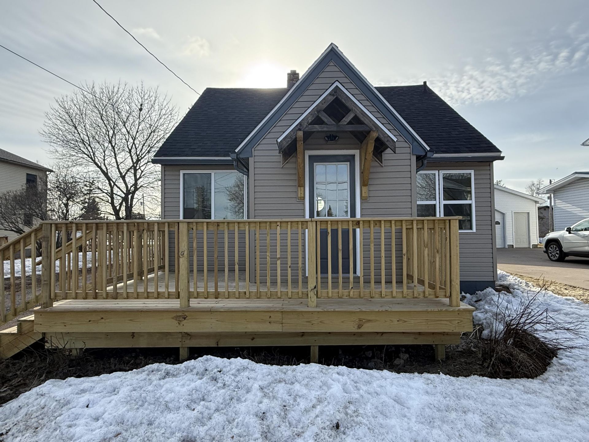 1908 Ryan Ave, Sault Sainte Marie, MI 49783 Main Photo