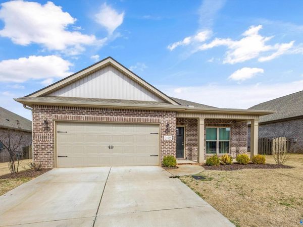 21825 Natures Cove Drive, Athens, AL 35613