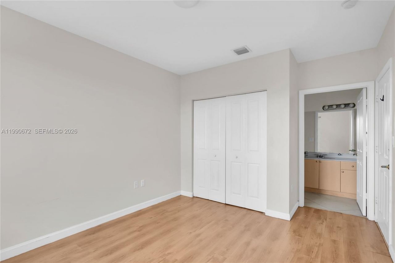 2280 SW 32nd Ave , Unit 505, Miami, FL 33145 Photo