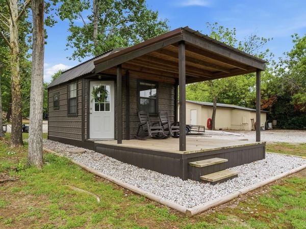 909 County Road 237 , Eastland, TX 76448