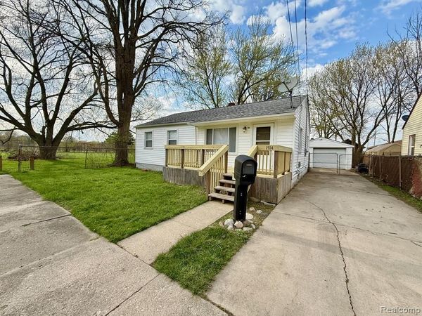 1514 Vermilya Avenue , Flint, MI 48507