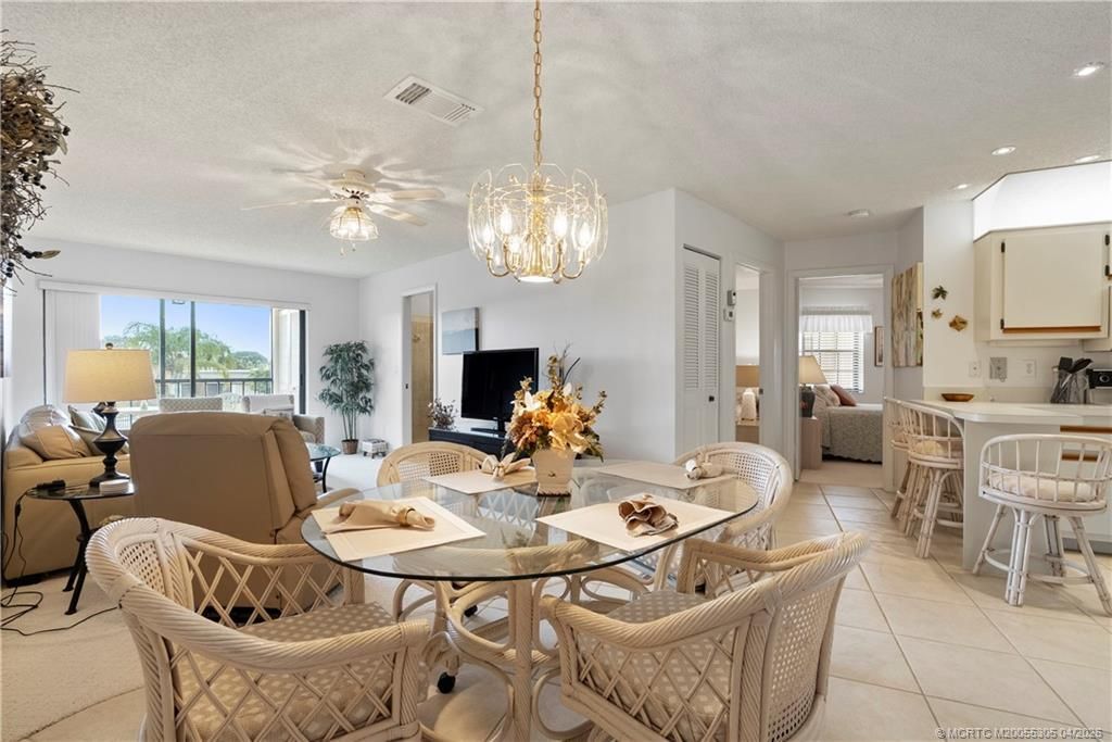 2013 NE Collins Circle, Unit 4-60, Jensen Beach, FL 34957 Photo