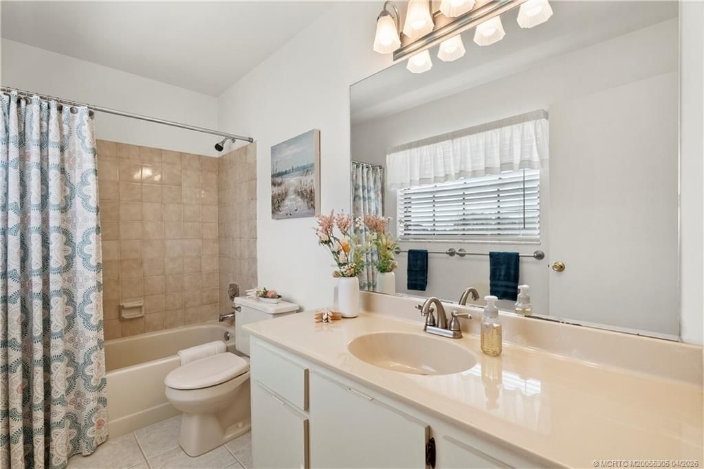 2013 NE Collins Circle, Unit 4-60, Jensen Beach, FL 34957 Photo