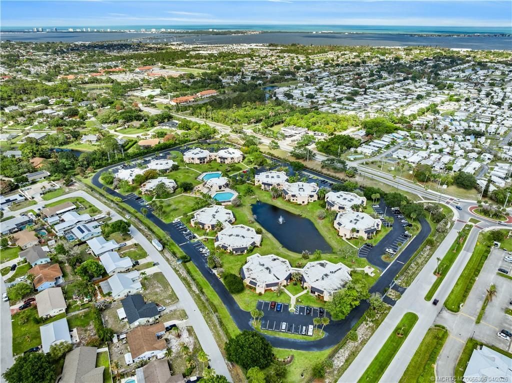2013 NE Collins Circle, Unit 4-60, Jensen Beach, FL 34957 Photo
